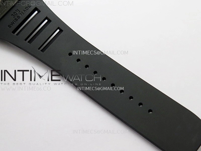 RM055 NTPT APSF 1:1 Best Edition RG Inner Bezel Black Crown On Black Rubber Strap RMUL2 Super Clone
