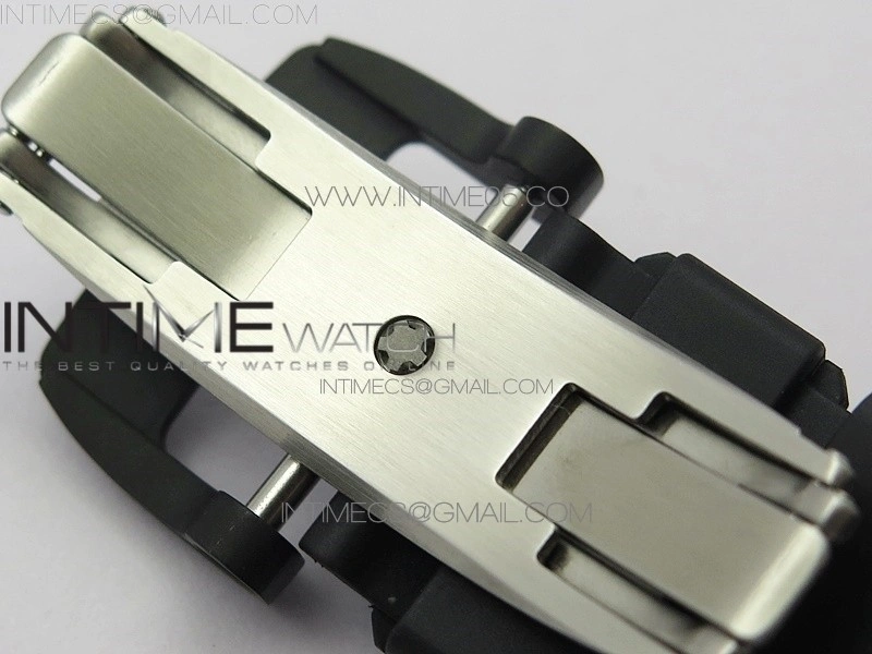 RM011 Carbon Case Carbon Bezel Chronograph KVF 1:1 Best Edition Skeleton Dial on Black Rubber Strap A7750