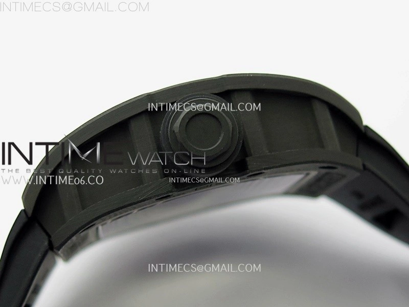 RM055 RG Inner Bezel Black Crown NTPT NTPT ZF 1:1 Best Edition on Black Rubber Strap RMUL2 Super Clone