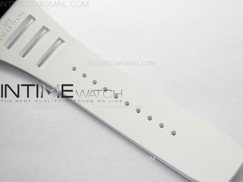 RM055 White Inner Bezel Black Crown NTPT NTPT ZF 1:1 Best Edition on White Rubber Strap RMUL2 Super Clone