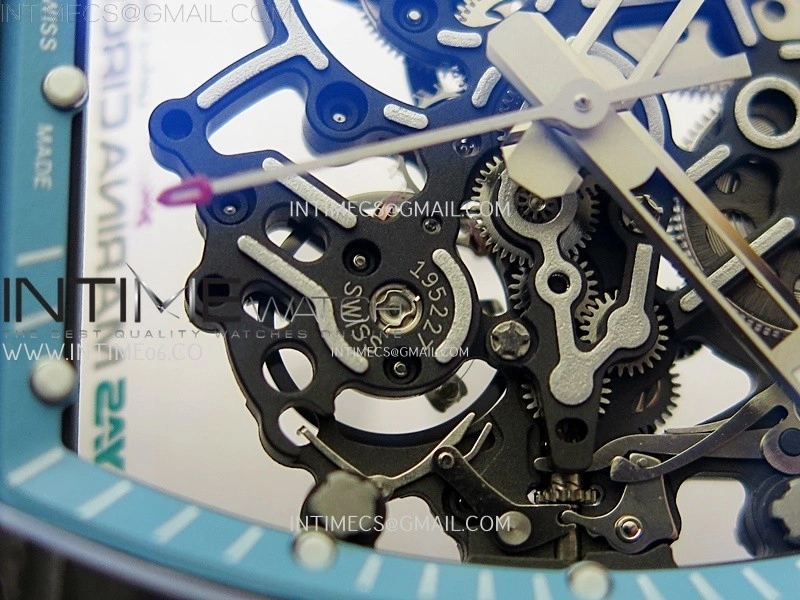 RM055 Blue Inner Bezel Black Crown NTPT NTPT ZF 1:1 Best Edition on White Rubber Strap RMUL2 Super Clone