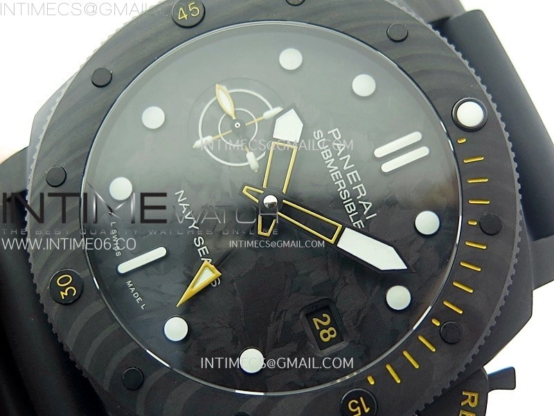 PAM1324 Carbotech 44mm GMT VSF 1:1 Best Edition Carbon Dial on Black Rubber Strap P.9011