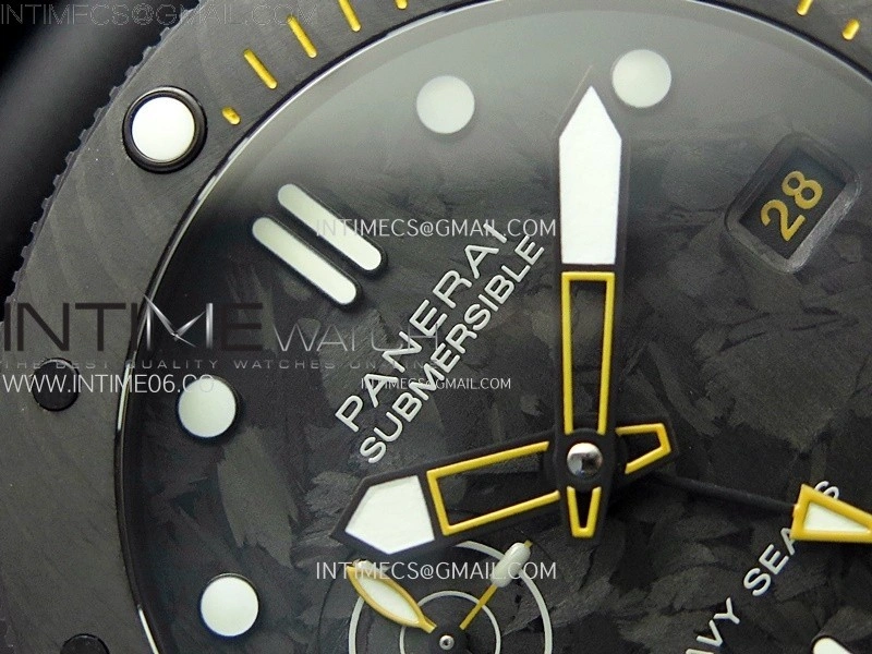 PAM1324 Carbotech 44mm GMT VSF 1:1 Best Edition Carbon Dial on Black Rubber Strap P.9011