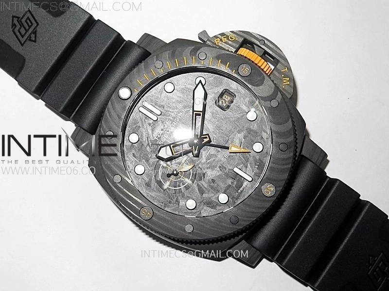 PAM1324 Carbotech 44mm GMT VSF 1:1 Best Edition Carbon Dial on Black Rubber Strap P.9011
