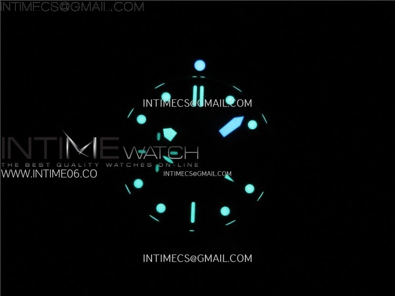 PAM1324 Carbotech 44mm GMT VSF 1:1 Best Edition Carbon Dial on Black Rubber Strap P.9011
