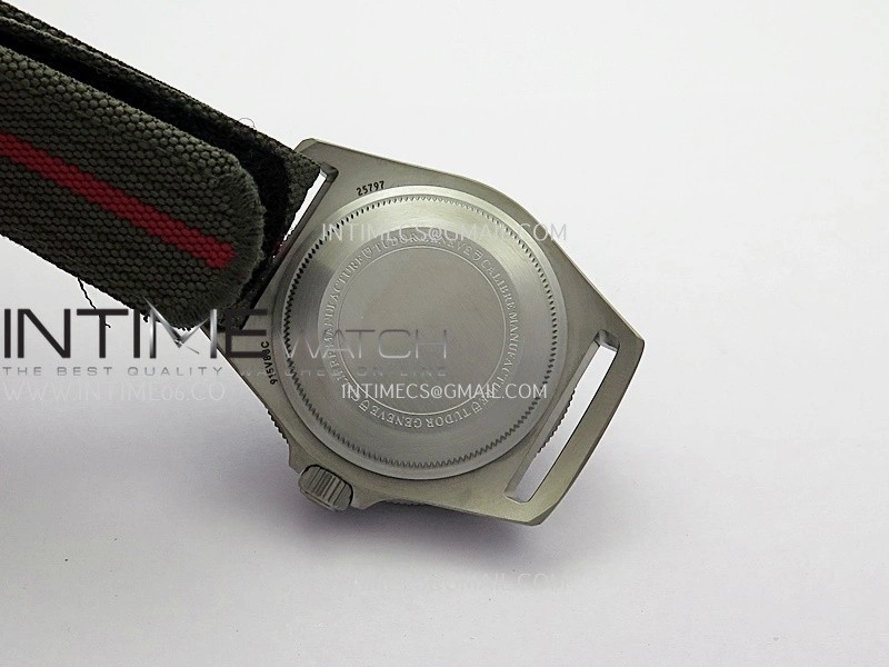 Pelagos FXD Black Ceramic Bezel Ti M+F 1:1 V4 Best Edition Black Designed Dial On Green Nylon Strap