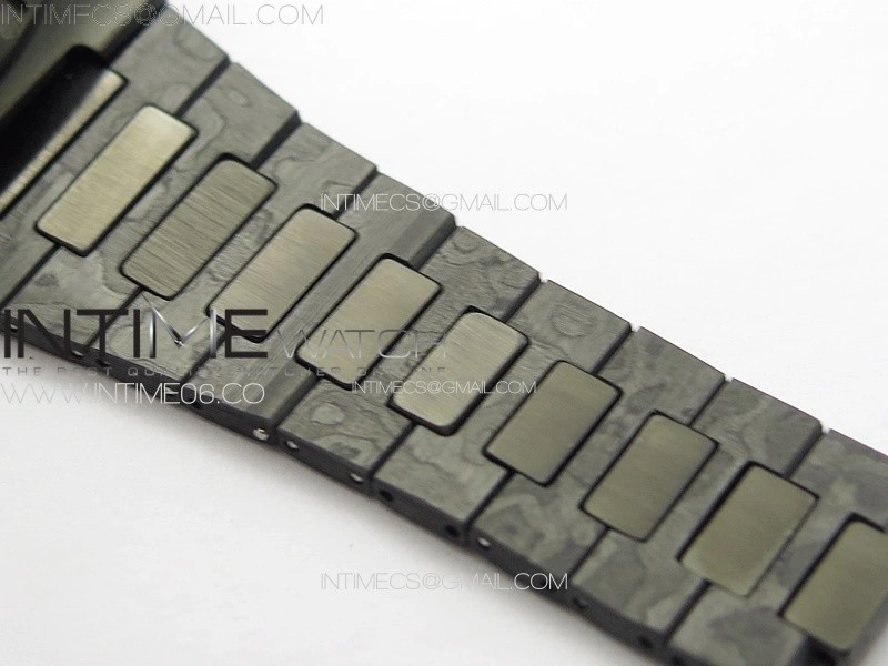 Nautilus 5711 DIW Carbon DIWF 1:1 Best Edition Black Textured Dial on Carbon PVD Bracelet 324CS