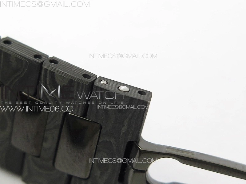 Nautilus 5711 DIW Carbon DIWF 1:1 Best Edition Black Textured Dial on Carbon PVD Bracelet 324CS