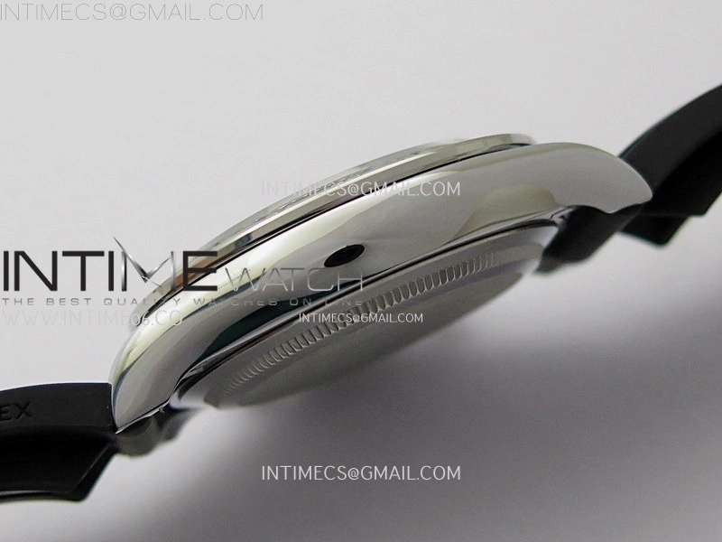 Daytona 126519 QF Gain Weight 1:1 Best Edition Black Dial Silver Subdial Sticks Markers on Oysterflex Strap SH4131 V11