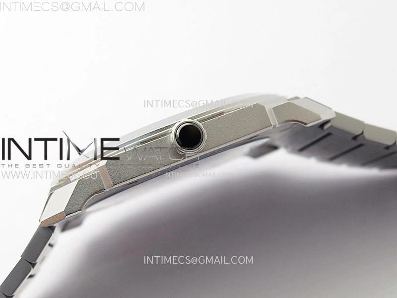 Octo Finissimo Satin-polished steel BVF 1:1 Best Edition Silver Dial on Satin-polished steel Bracelet Asian Micro Rotor Movement