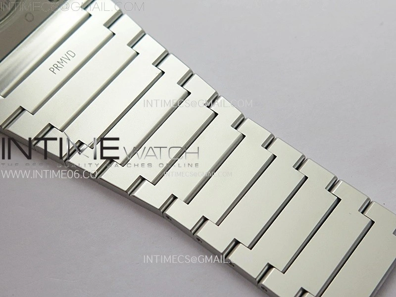 Octo Finissimo Satin-polished steel BVF 1:1 Best Edition Silver Dial on Satin-polished steel Bracelet Asian Micro Rotor Movement