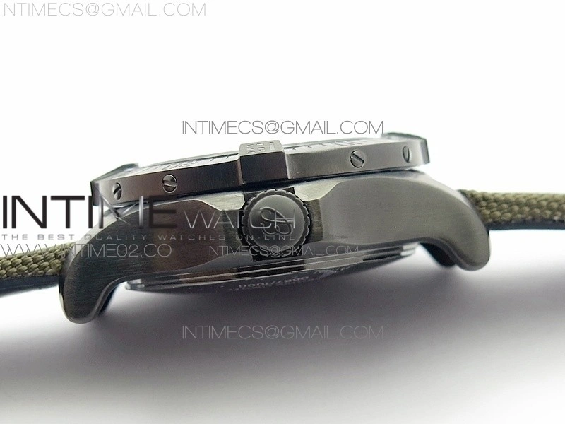 Avenger II Seawolf DLC V2 Best Black Dial Numeral Markers Yellow Second Hand on Black Strap A2836(Free Brown Leather Strap