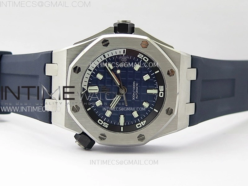 Royal Oak Offshore Diver 15720 APSF 1:1 Best Edition Blue Dial on Blue Rubber Strap SA4308