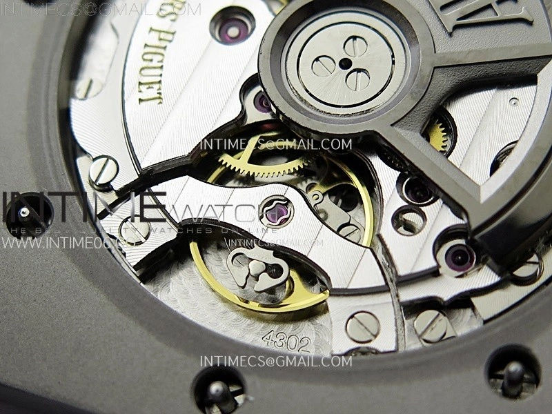 Royal Oak Offshore Diver 15720 APSF 1:1 Best Edition Blue Dial on Blue Rubber Strap SA4308