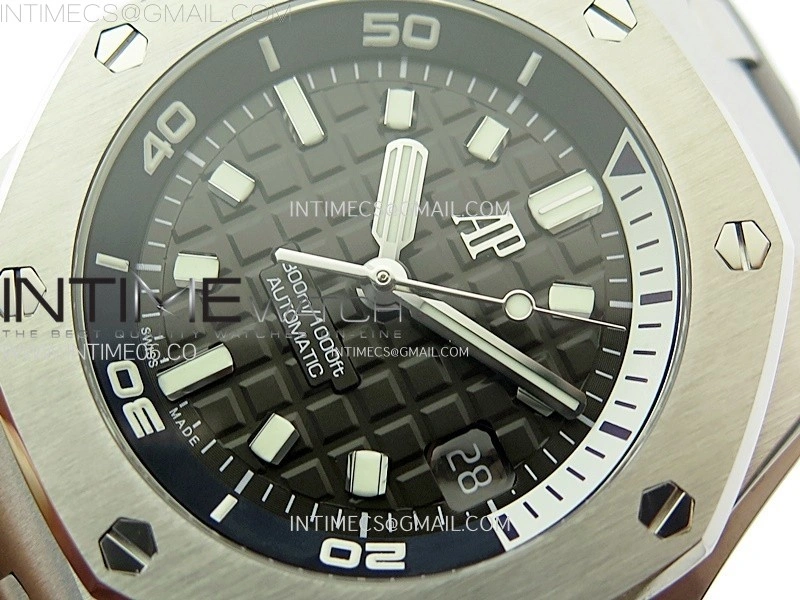Royal Oak Offshore Diver 15720 APSF 1:1 Best Edition Gray Dial on Gray Rubber Strap SA4308