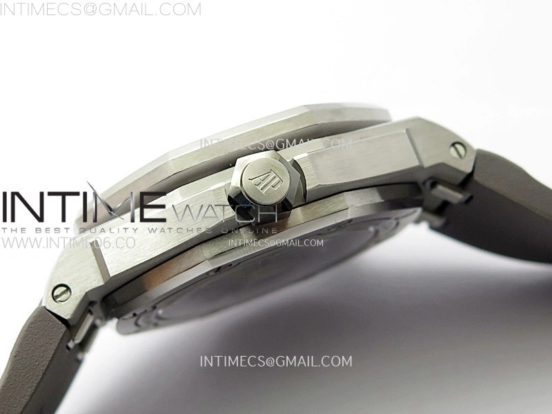 Royal Oak Offshore Diver 15720 APSF 1:1 Best Edition Gray Dial on Gray Rubber Strap SA4308