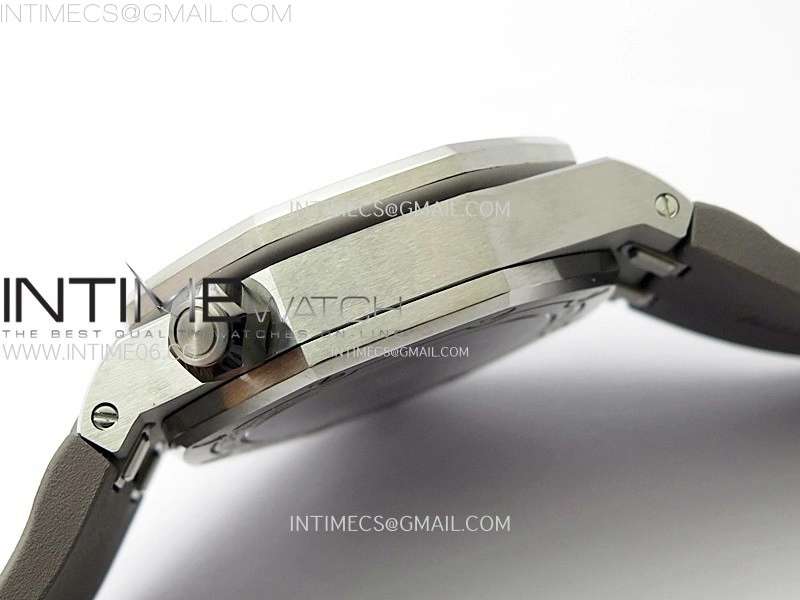 Royal Oak Offshore Diver 15720 APSF 1:1 Best Edition Gray Dial on Gray Rubber Strap SA4308
