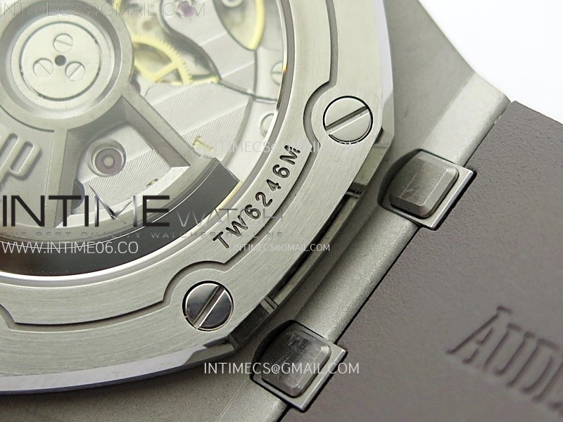 Royal Oak Offshore Diver 15720 APSF 1:1 Best Edition Gray Dial on Gray Rubber Strap SA4308