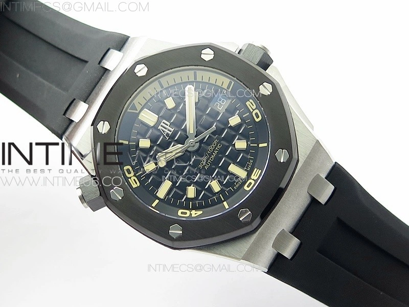 Royal Oak Offshore Diver 15720 IPF 1:1 Best Edition Black Dial on Black Rubber Strap A4308