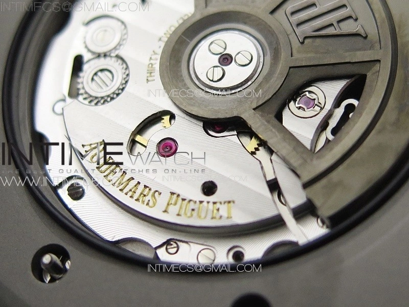 Royal Oak Offshore Diver 15720 IPF 1:1 Best Edition Black Dial on Black Rubber Strap A4308