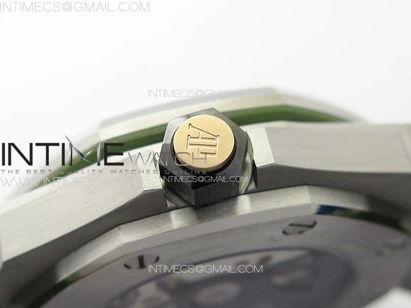 Royal Oak Offshore Diver 15720 IPF 1:1 Best Edition Green Dial on Green Rubber Strap A4308