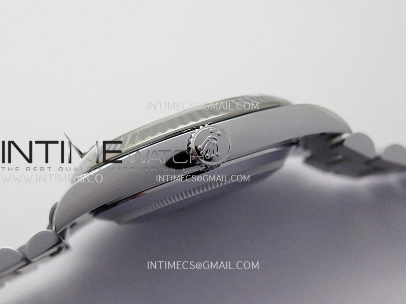 Day Date 228239 40mm Gain Weight QF 1:1 Best Edition Blue Ombre Dial Roman Marker On YG President Bracelet SH3255