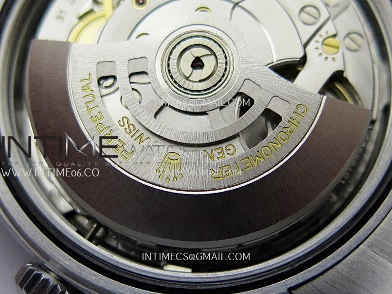 Day Date 228239 40mm Gain Weight QF 1:1 Best Edition Blue Ombre Dial Roman Marker On YG President Bracelet SH3255