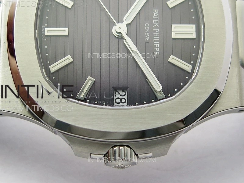 Nautilus Jumbo 5711 Super Replication PPF 1:1 Best Edition Gray Textured Dial on Black Rubber Strap PPF324