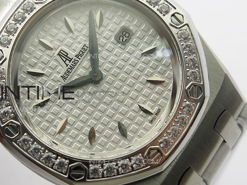 Lady Royal Oak 33mm 67620ST SS APSF 1:1 Best Edition White Textured Dial on White Leather Strap RONDA Quartz