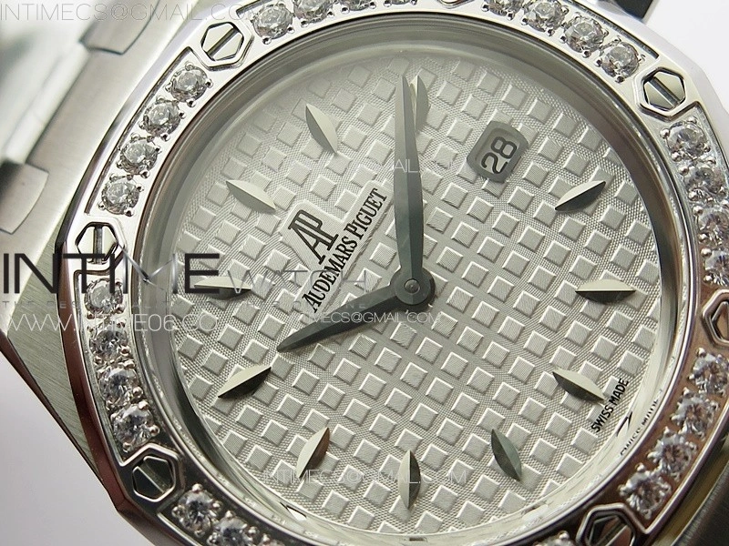 Lady Royal Oak 33mm 67620ST SS APSF 1:1 Best Edition White Textured Dial on White Leather Strap RONDA Quartz