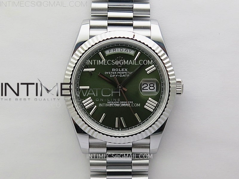 Day Date 228239 40mm 904L SS Bezel QF Gain Weight Green Dial Roman Markers on SS President Bracelet A2836