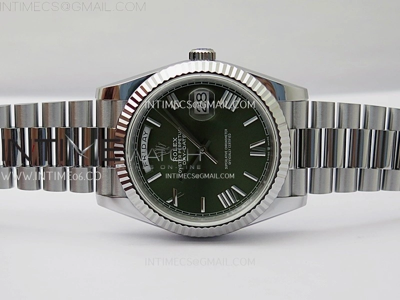 Day Date 228239 40mm 904L SS Bezel QF Gain Weight Green Dial Roman Markers on SS President Bracelet A2836