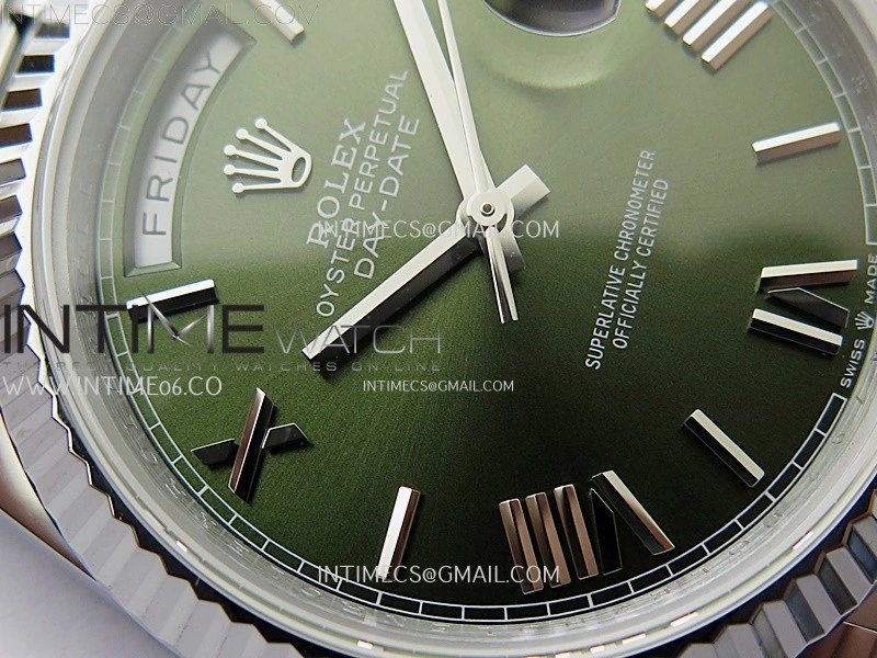 Day Date 228239 40mm 904L SS Bezel QF Gain Weight Green Dial Roman Markers on SS President Bracelet A2836