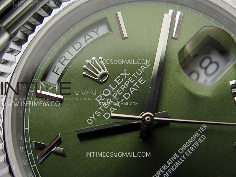Day Date 228239 40mm 904L SS Bezel QF Gain Weight Green Dial Roman Markers on SS President Bracelet A2836