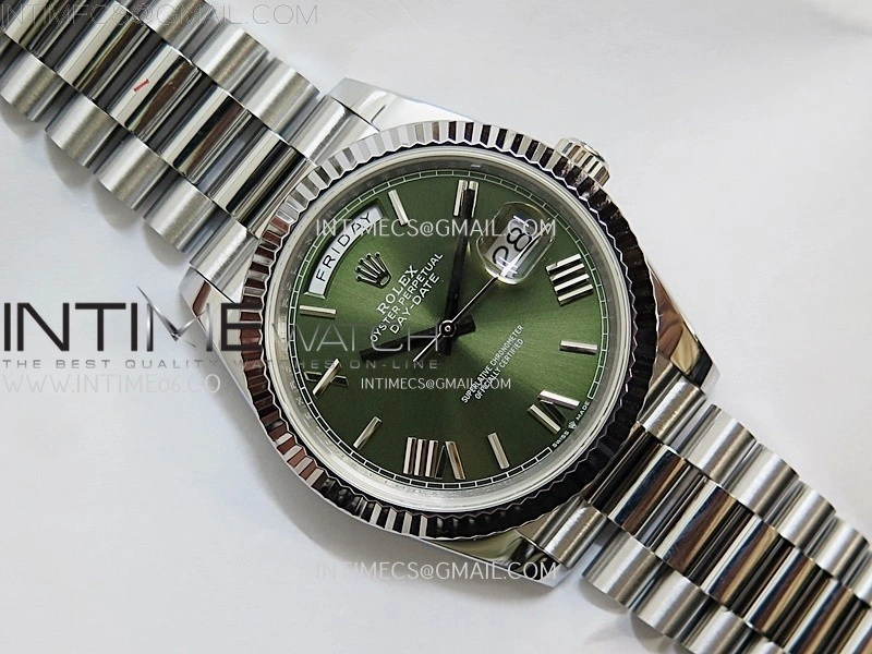 Day Date 228239 40mm 904L SS Bezel QF Gain Weight Green Dial Roman Markers on SS President Bracelet A2836