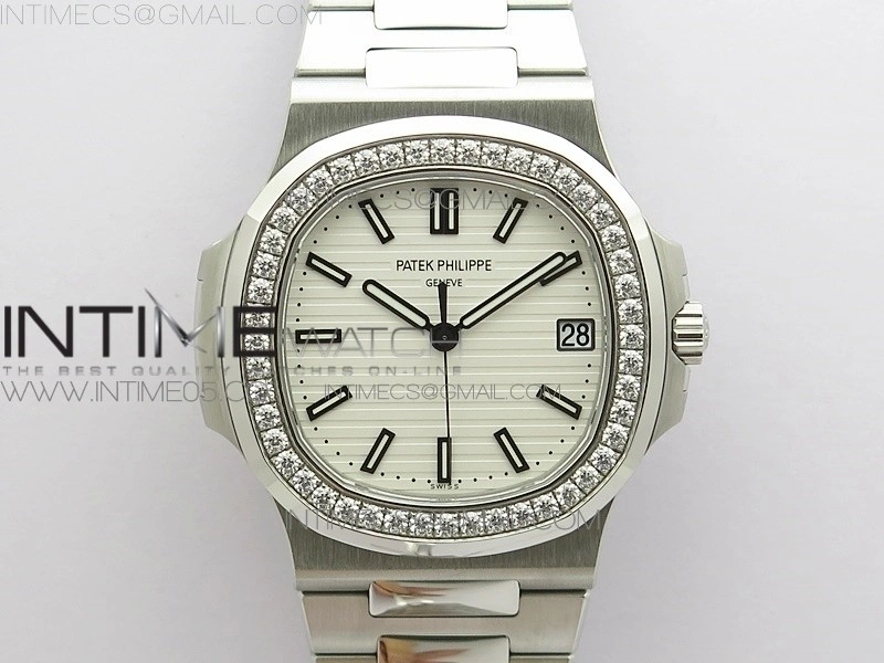 Nautilus Jumbo 5713 Super Replication PPF 1:1 Best Edition White Textured Dial on SS Bracelet PPF324