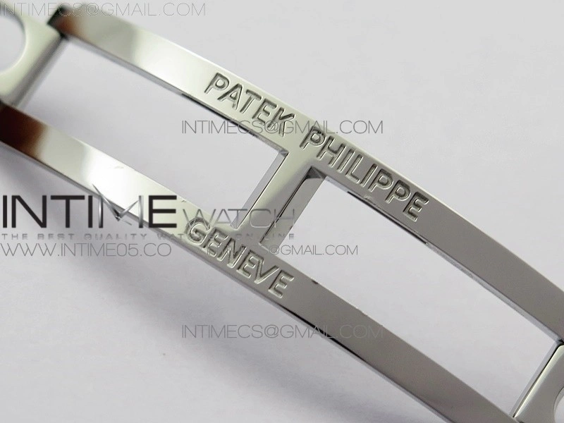Nautilus Jumbo 5713 Super Replication PPF 1:1 Best Edition White Textured Dial on SS Bracelet PPF324