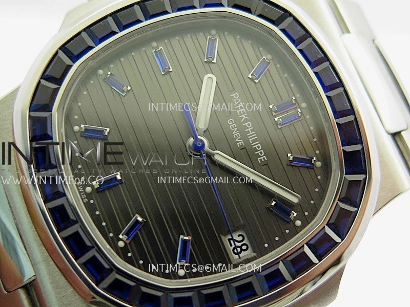 Nautilus 5711 1A Blue T Diamond SS GRF 1:1 Best Edition Gray Textured Dial On SS Bracelet Asian 26-330