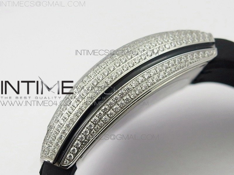 Vanguard V45 SS Full Diamonds Black Textured Diamonds Markers on Black Gummy Strap A2813