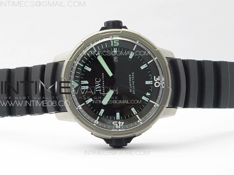 Aquatimer IW358002 SS V6S 1:1 Best Edition Black Dial White Sticks Markers on Black Rubber Strap A2824