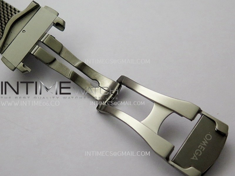 Seamaster 300M Diver Titanium Bronze Gold VSF 1:1 Best Edition Green Dial on Titanium Mesh Bracelet Asian Super Clone 8806