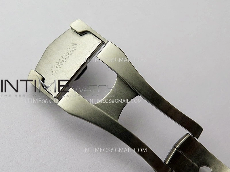 Seamaster 300M Diver Titanium Bronze Gold VSF 1:1 Best Edition Green Dial on Titanium Mesh Bracelet Asian Super Clone 8806