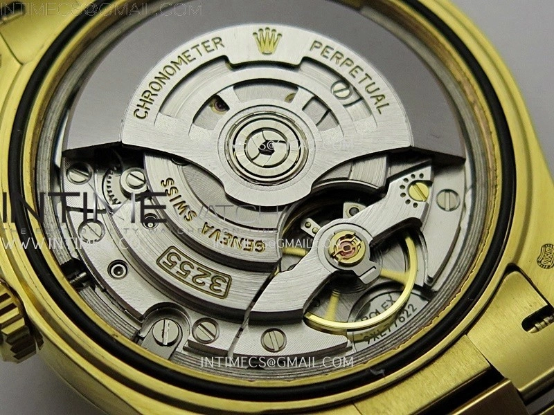 Day Date 228238 40mm YG KF 1:1 Best Edition Gold Dial Crystal Markers On RG President Bracelet SA3255