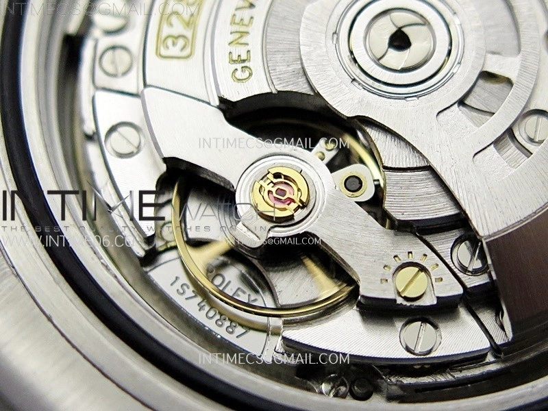 Explorer II 42mm 226570 Black 904L SS V2 GMF 1:1 Best Edition White Dial on Bracelet Super Clone SH3285