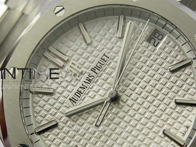 Royal Oak 41mm 15500 SS ZF 1:1 Best Edition White Textured Dial on SS Bracelet A4302 Super Clone V3