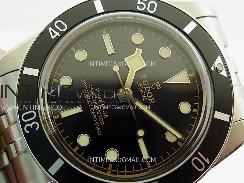 Heritage Black Bay M79000N 37mm SS ZF 1:1 Best Edition Black Dial Black Bezel On Jubilee Bracelet A2824
