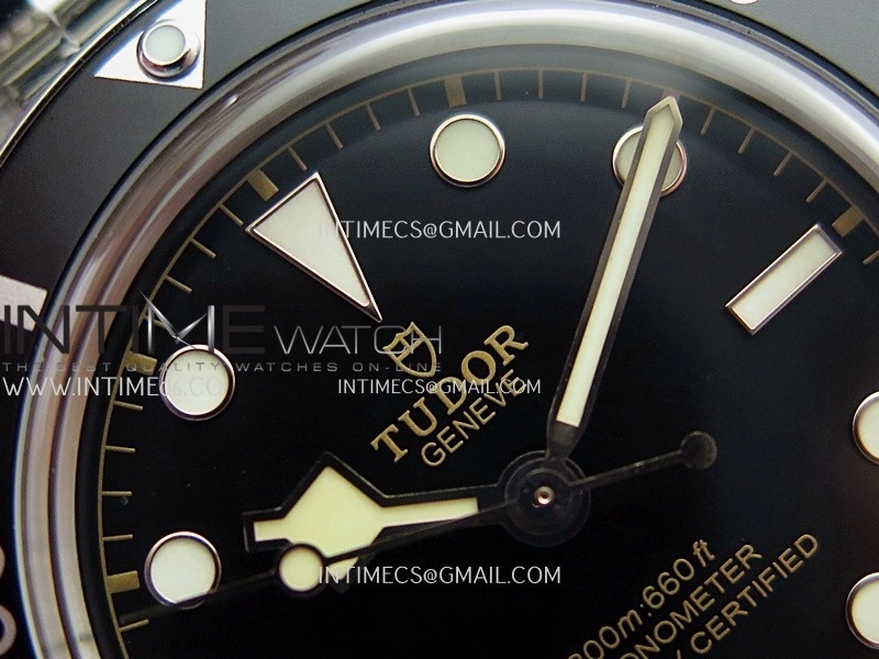 Heritage Black Bay M79000N 37mm SS ZF 1:1 Best Edition Black Dial Black Bezel On Jubilee Bracelet A2824