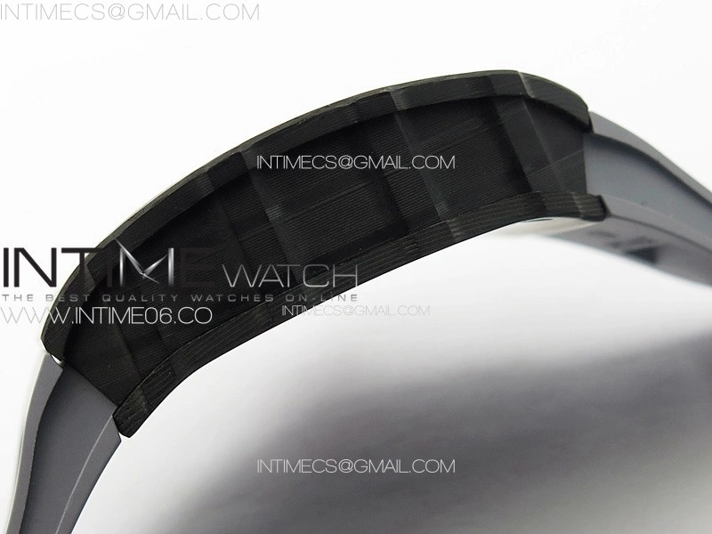 RM035-01 Forged Carbon Case KUF Best Edition Red Crown on Gray Rubber Strap MIYOTA8215