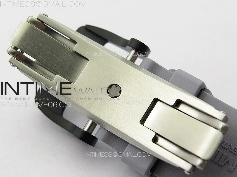 RM035-01 Forged Carbon Case KUF Best Edition Red Crown on Gray Rubber Strap MIYOTA8215