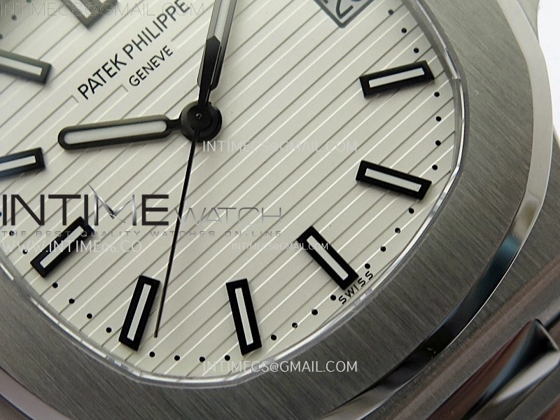 Nautilus 5711 1A-011 PPF 1:1 Best Edition White Textured Dial on SS Bracelet Super Clone 26-330 V5